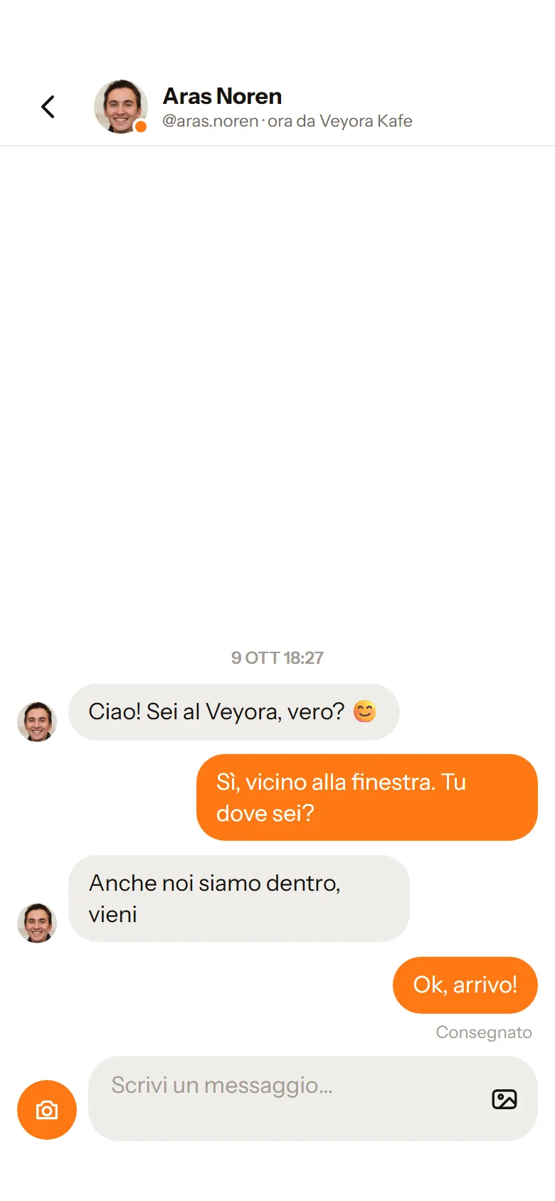Apri la chat con Aras