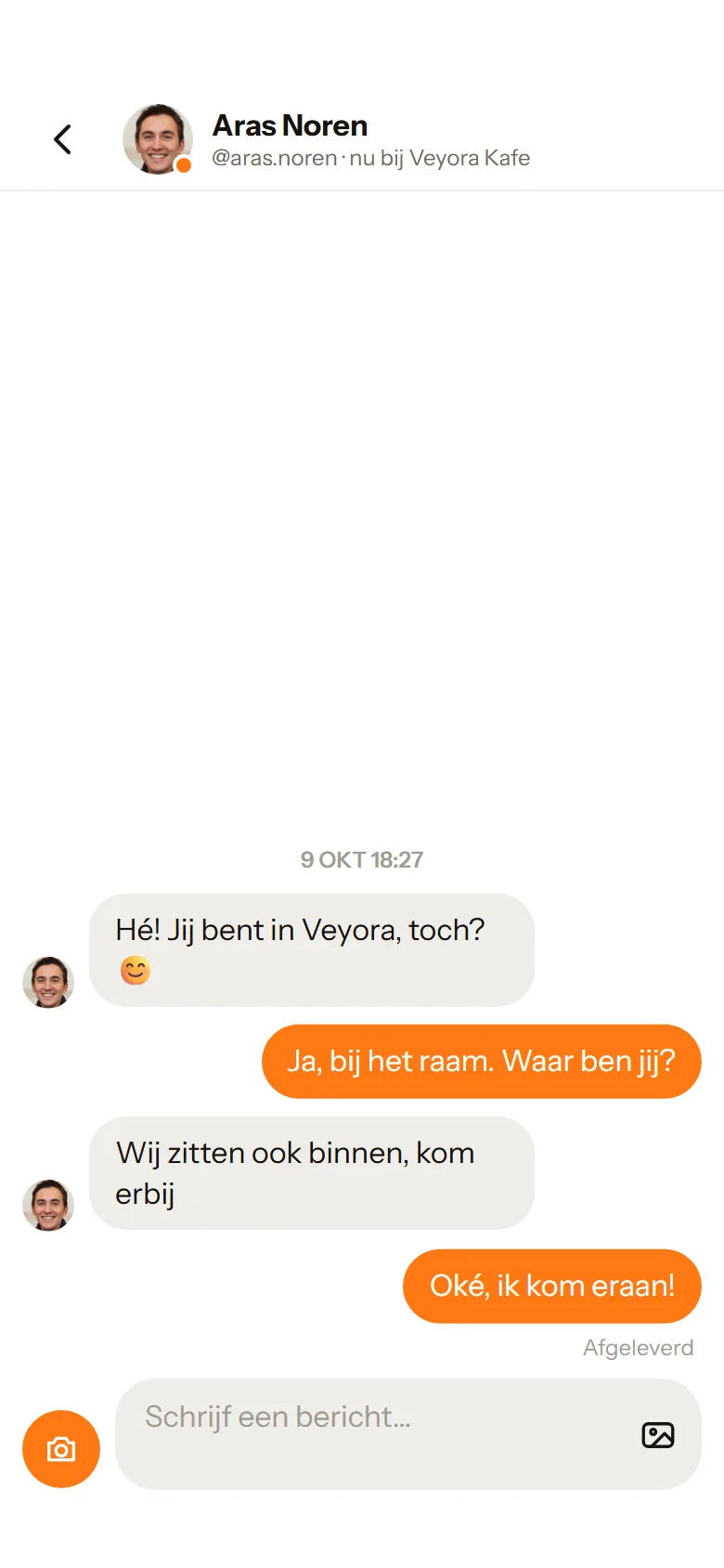 Chat met Aras openen